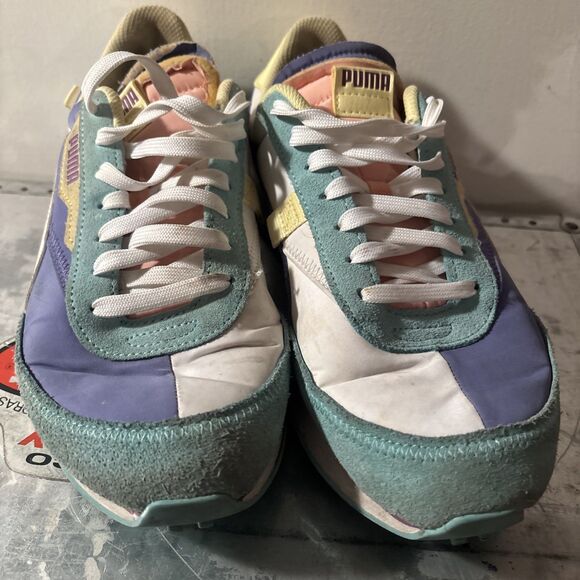 Pastel Colored Women’s Puma Shoes Size 10 - Picture 5 of 7